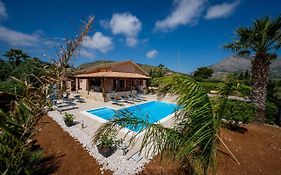 Villa Mirto